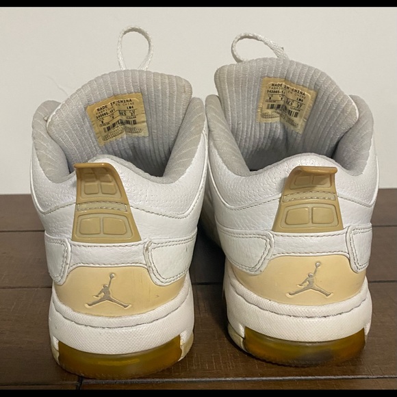 NIKE 2008 Air Jordan Old School 2 Low Sz 9 White Metallic Silver‎ 343065-101. main image 9